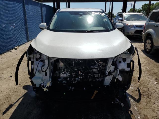 JN8BT3BA4NW042770 - 2022 NISSAN ROGUE SV WHITE photo 5