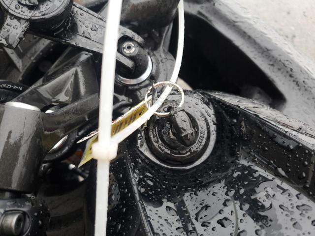 ML5EXER1XPDA82698 - 2023 KAWASAKI EX650 R GRAY photo 8