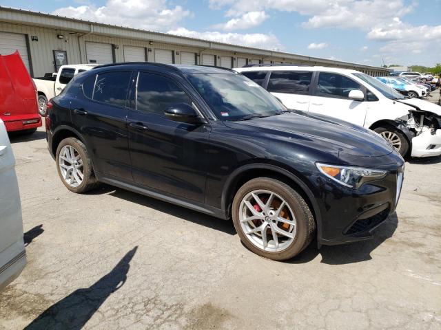 ZASPAKBN9K7C30671 - 2019 ALFA ROMEO STELVIO TI BLACK photo 4