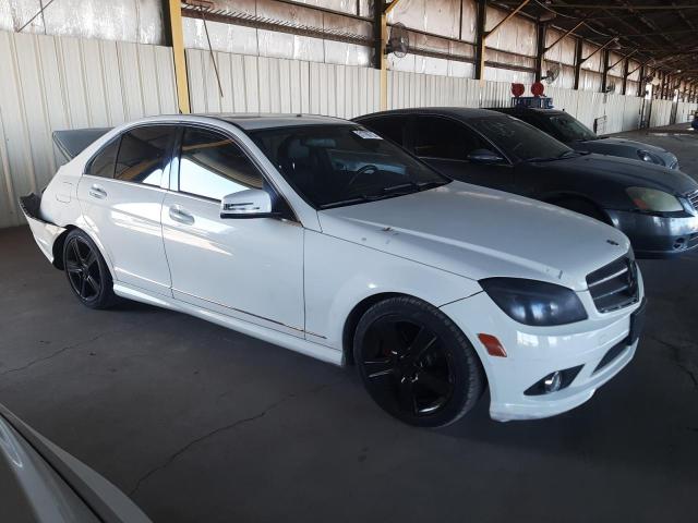 WDDGF5EB6AF391227 - 2010 MERCEDES-BENZ C 300 WHITE photo 4