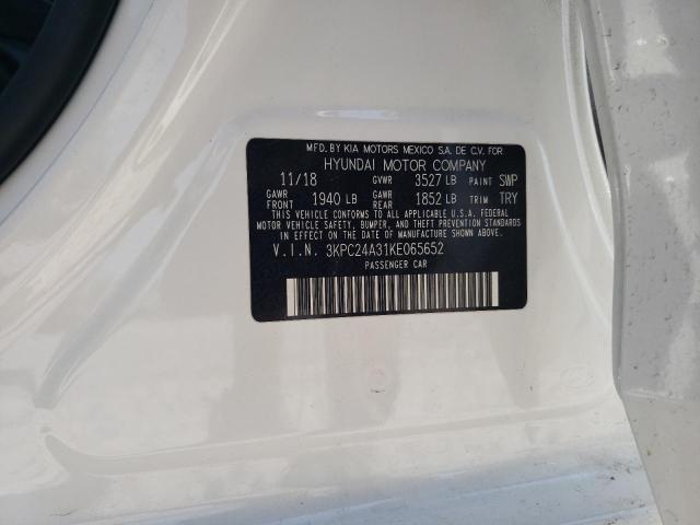 3KPC24A31KE065652 - 2019 HYUNDAI ACCENT SE WHITE photo 12