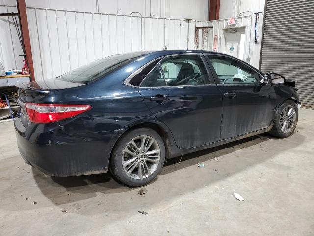 4T1BF1FK0GU182643 - 2016 TOYOTA CAMRY LE BLUE photo 3