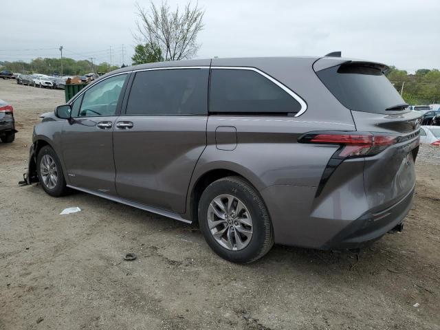 5TDYRKEC3MS006157 - 2021 TOYOTA SIENNA XLE GRAY photo 2