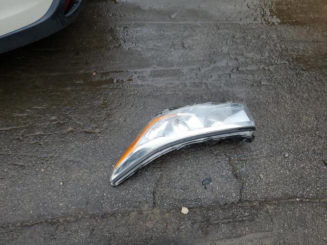 5TDKKRFH5GS138743 - 2016 TOYOTA HIGHLANDER XLE WHITE photo 13