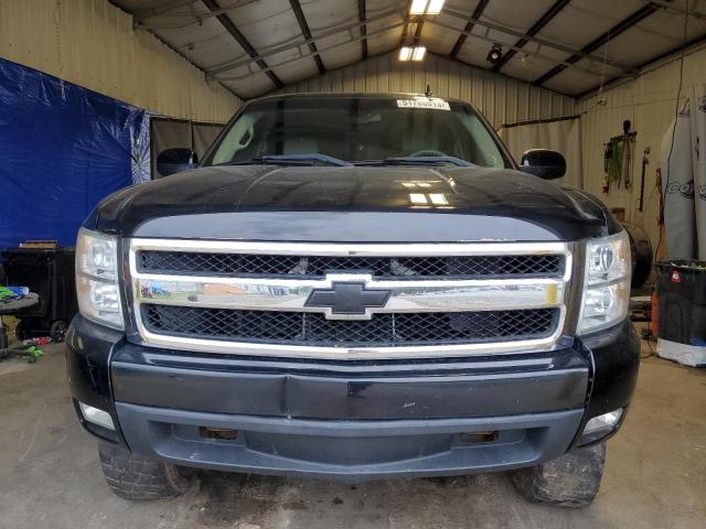 2GCEK13M571511819 - 2007 CHEVROLET SILVERADO K1500 CREW CAB BLACK photo 5