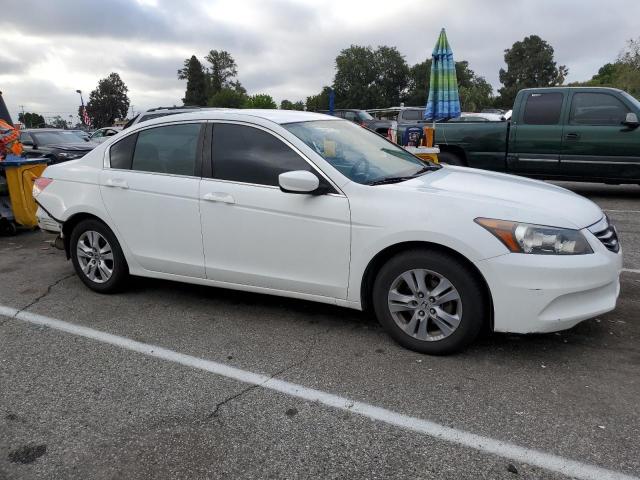 1HGCP2F4XBA125391 - 2011 HONDA ACCORD LXP WHITE photo 4