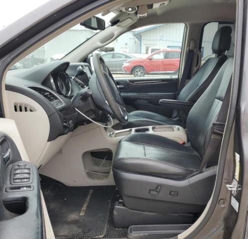 2C4RC1CG1GR302345 - 2016 CHRYSLER TOWN & COU TOURING L GRAY photo 7