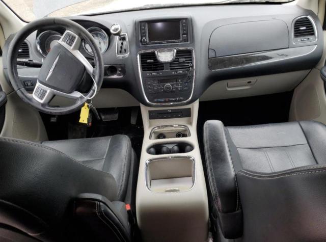 2C4RC1CG1GR302345 - 2016 CHRYSLER TOWN & COU TOURING L GRAY photo 8