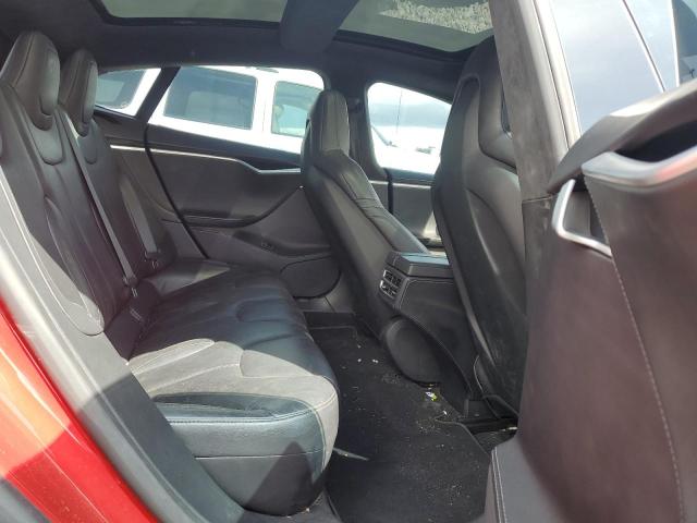 5YJSA1E43GF141843 - 2016 TESLA MODEL S RED photo 10
