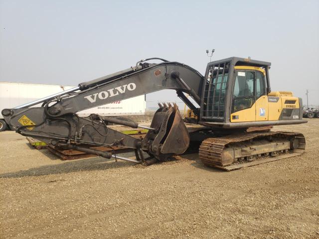 VCEC220DT00210246 - 2012 VOLVO EXCAVATOR BEIGE photo 2