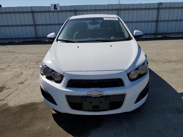 1G1JA6SG8E4137985 - 2014 CHEVROLET SONIC LS WHITE photo 5
