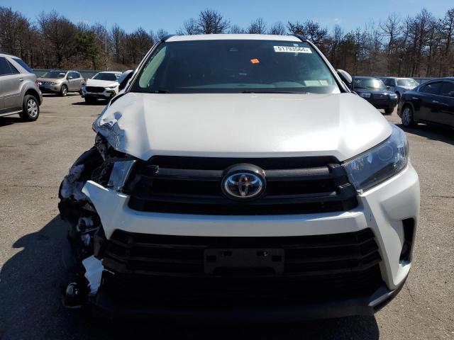 5TDJZRFH8KS623202 - 2019 TOYOTA HIGHLANDER SE WHITE photo 5