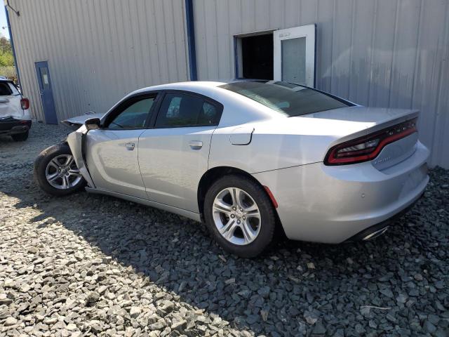 2C3CDXBG1NH250746 - 2022 DODGE CHARGER SXT SILVER photo 2