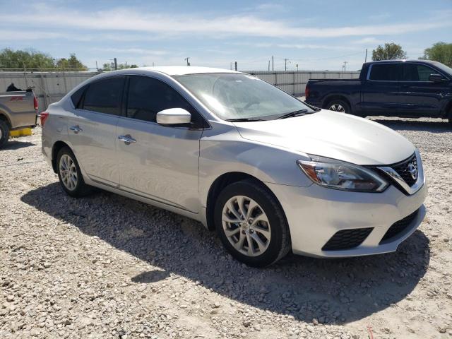 3N1AB7AP4JY231965 - 2018 NISSAN SENTRA S SILVER photo 4