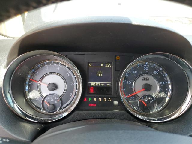 2C4RC1CG3ER248530 - 2014 CHRYSLER TOWN & COU TOURING L GREEN photo 9