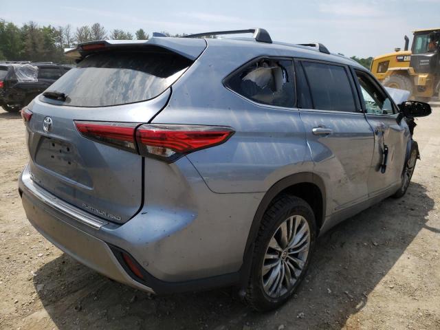 5TDFZRBH4LS052580 - 2020 TOYOTA HIGHLANDER PLATINUM BLUE photo 4