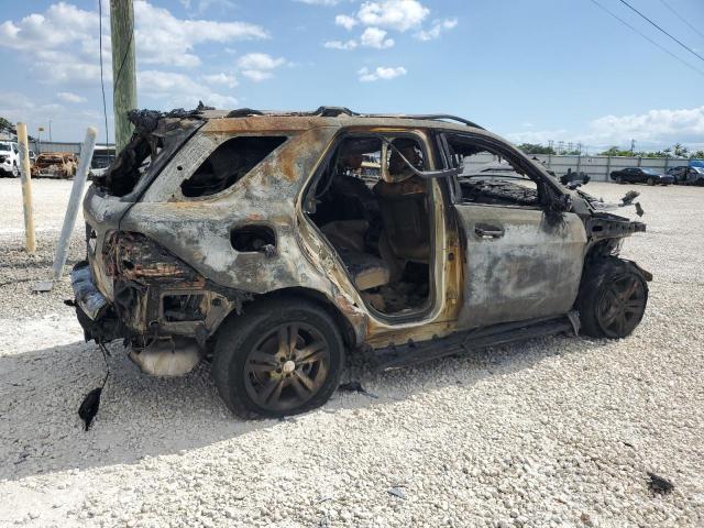 4JGDA5HB1EA300418 - 2014 MERCEDES-BENZ ML 350 4MATIC WHITE photo 3