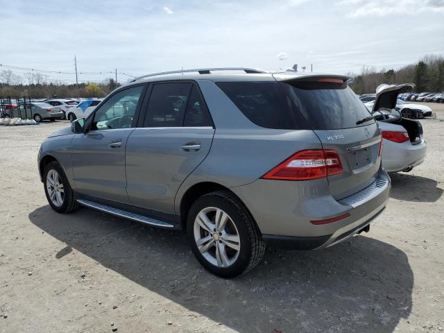 4JGDA5HB6FA577048 - 2015 MERCEDES-BENZ ML 350 4MATIC GRAY photo 2