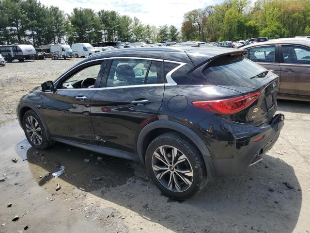 SJKCH5CR9HA020392 - 2017 INFINITI QX30 BASE 黑色 照片 2