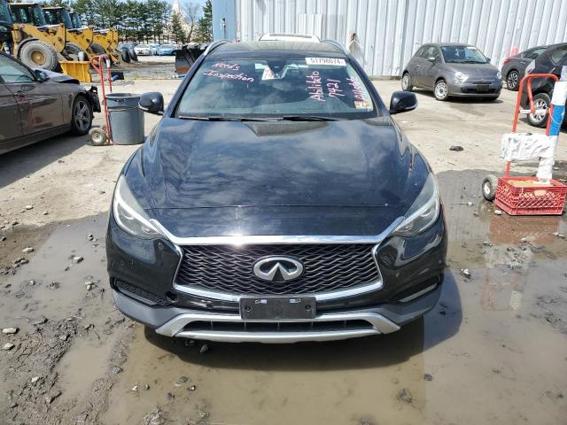 SJKCH5CR9HA020392 - 2017 INFINITI QX30 BASE 黑色 照片 5