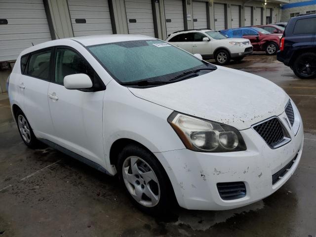 5Y2SP6E82AZ412312 - 2010 PONTIAC VIBE WHITE photo 4