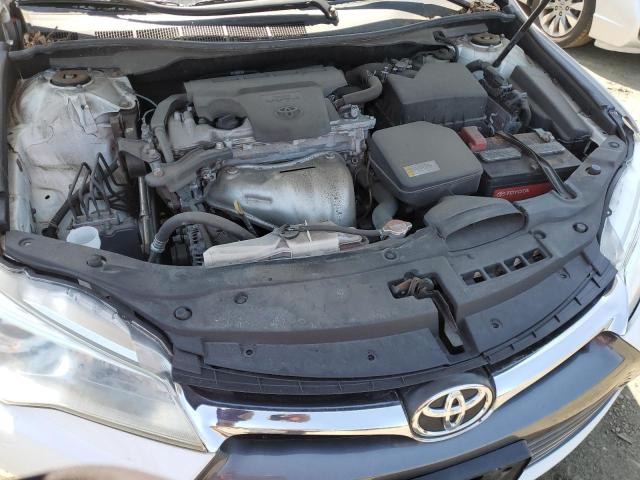 4T4BF1FK8GR570130 - 2016 TOYOTA CAMRY LE WHITE photo 11