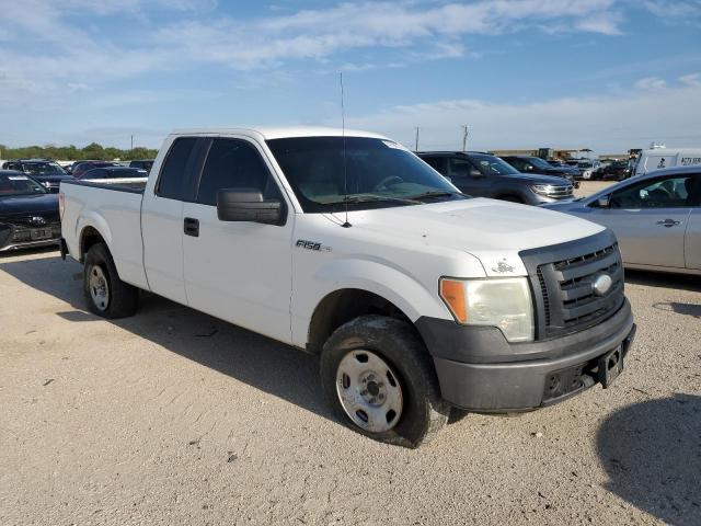 1FTRX12V19KB76025 - 2009 FORD F150 SUPER CAB WHITE photo 4