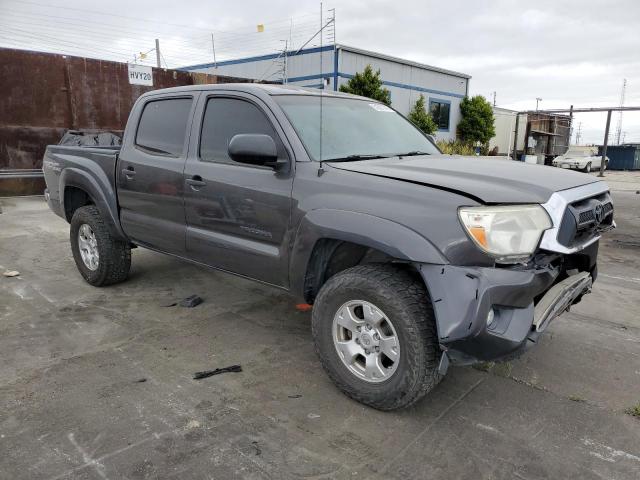 3TMJU4GN3FM184602 - 2015 TOYOTA TACOMA DOUBLE CAB PRERUNNER GRAY photo 4