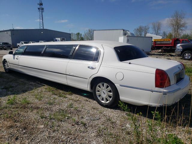1L1FM88W46Y620055 - 2006 LINCOLN TOWN CAR EXECUTIVE WHITE photo 2