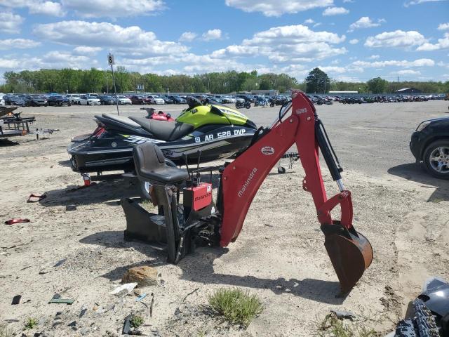 B181911385 - 2019 MAHINDRA AND MAHINDRA 1626B 红色 照片 1