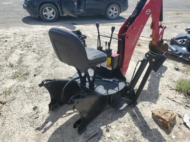 B181911385 - 2019 MAHINDRA AND MAHINDRA 1626B 红色 照片 5