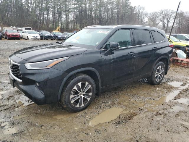 5TDGZRBH3MS126805 - 2021 TOYOTA HIGHLANDER XLE BLACK photo 1