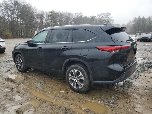5TDGZRBH3MS126805 - 2021 TOYOTA HIGHLANDER XLE BLACK photo 2