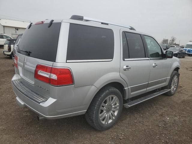 5LMJJ2J53CEL01546 - 2012 LINCOLN NAVIGATOR SILVER photo 3