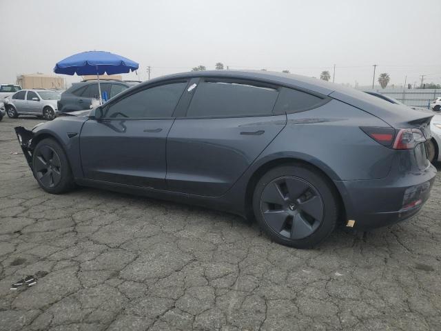 5YJ3E1EB1NF175784 - 2022 TESLA MODEL 3 CHARCOAL photo 2