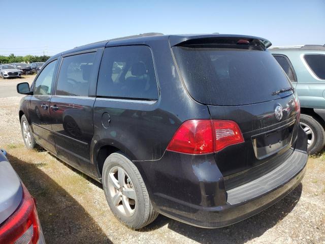 2V4RW3DG0BR625673 - 2011 VOLKSWAGEN ROUTAN SE BLACK photo 2