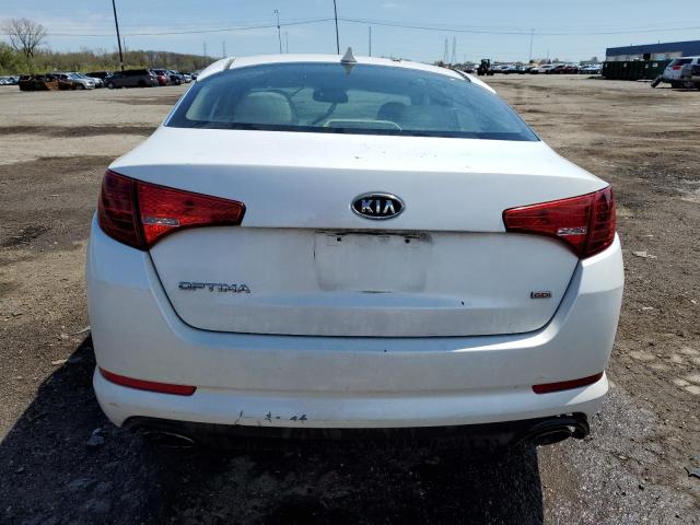 5XXGM4A77CG061063 - 2012 KIA OPTIMA LX WHITE photo 6