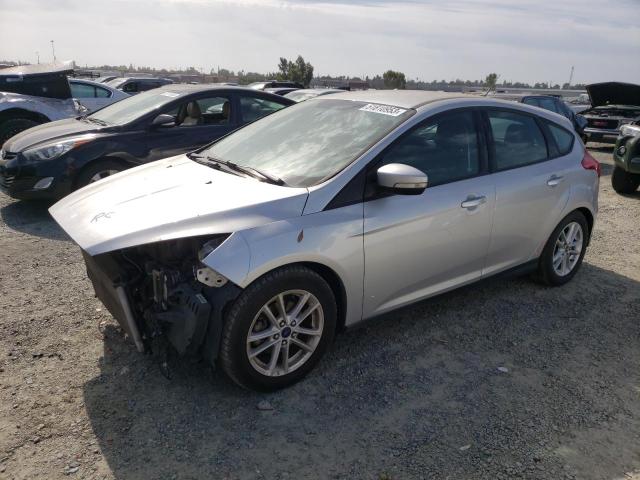 1FADP3K20GL213851 - 2016 FORD FOCUS SE SILVER photo 1