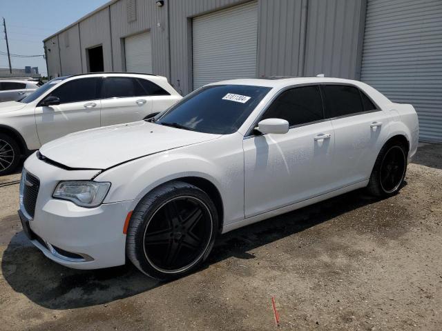 2017 CHRYSLER 300 LIMITED, 