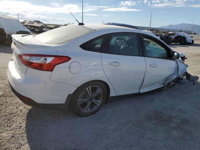 1FADP3F20EL126538 - 2014 FORD FOCUS SE WHITE photo 3