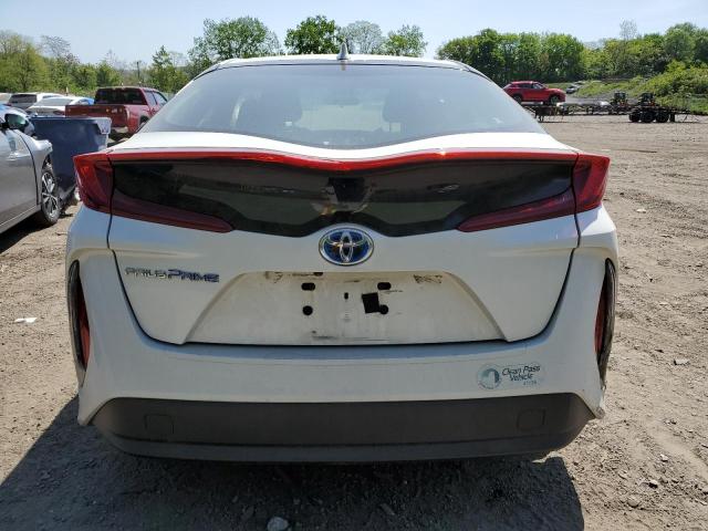 JTDKARFP2H3004009 - 2017 TOYOTA PRIUS PRIM 白色 照片 6