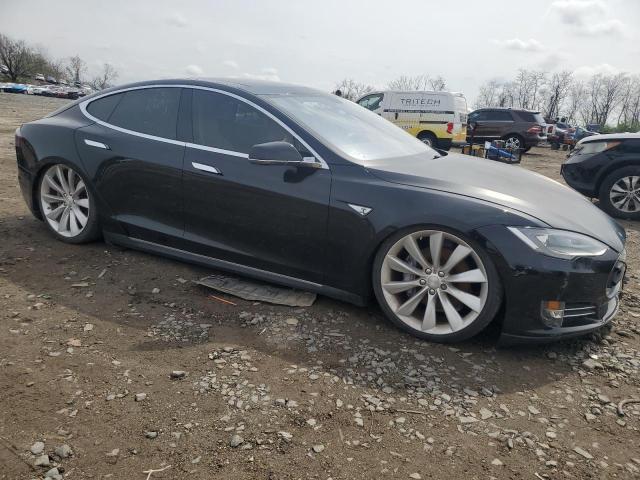 5YJSA1CN8DFP22679 - 2013 TESLA MODEL S BLACK photo 4