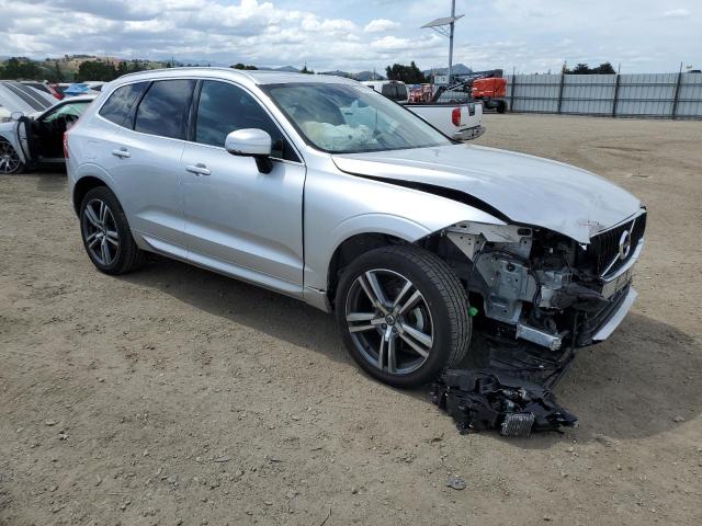 YV4102RK4M1734027 - 2021 VOLVO XC60 T5 MOMENTUM SILVER photo 4