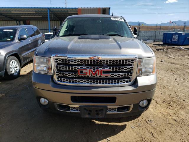 1GT125E80DF222342 - 2013 GMC SIERRA K2500 DENALI GRAY photo 5