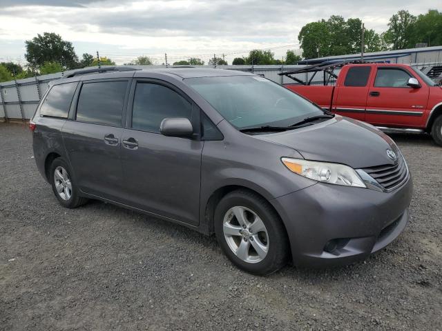 5TDKK3DC4FS648410 - 2015 TOYOTA SIENNA LE GRAY photo 4