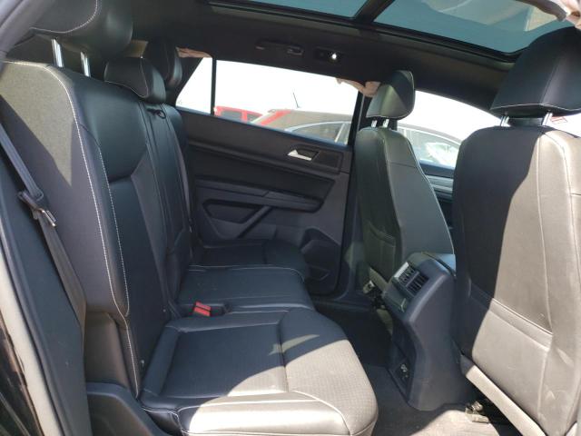 1V26E2CA2LC226067 - 2020 VOLKSWAGEN ATLAS CROS SE Черный фото 10