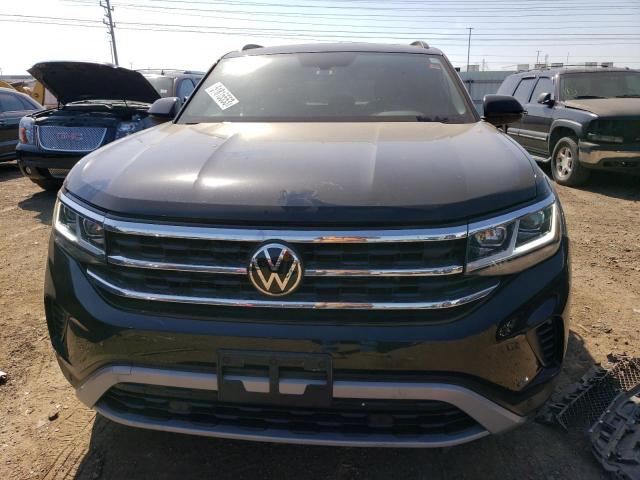 1V26E2CA2LC226067 - 2020 VOLKSWAGEN ATLAS CROS SE Черный фото 5