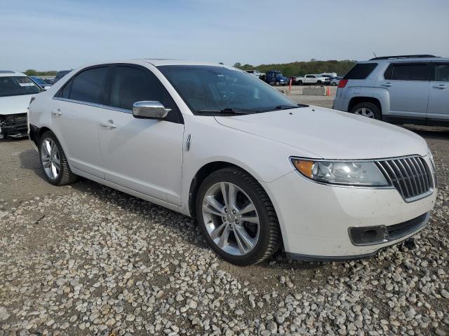 3LNHL2GC1AR656002 - 2010 LINCOLN MKZ WHITE photo 4