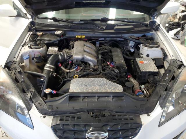 KMHHU6KH0AU015066 - 2010 HYUNDAI GENESIS CO 3.8L WHITE photo 11