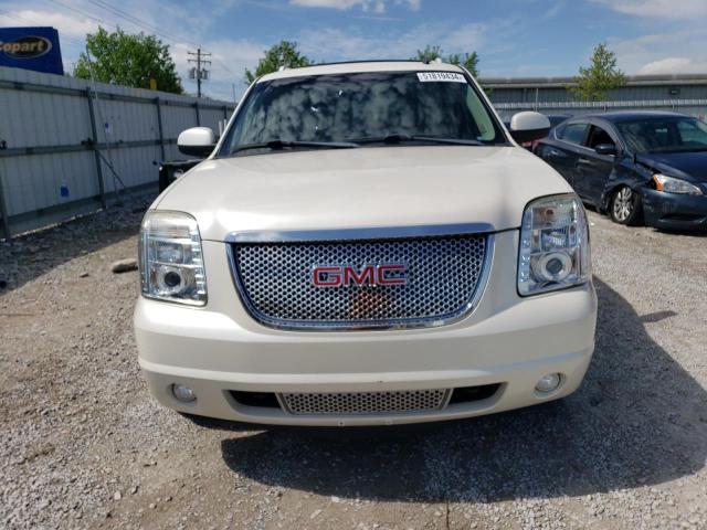 1GKS1MEF3CR233045 - 2012 GMC YUKON XL DENALI WHITE photo 5